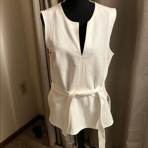 Elegant White Sleeveless Top